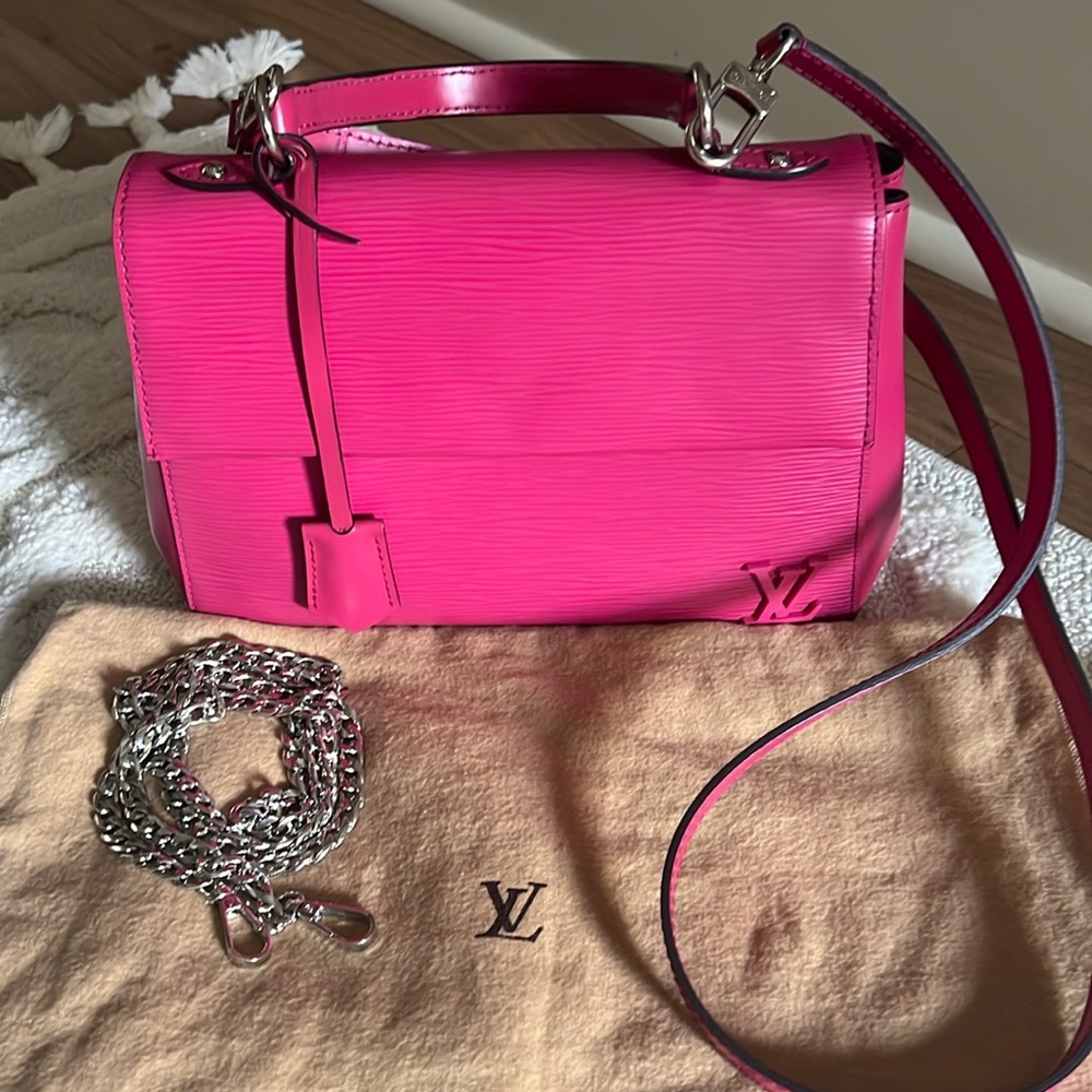 Louis Vuitton Hot Pink Epi Cluny BB
